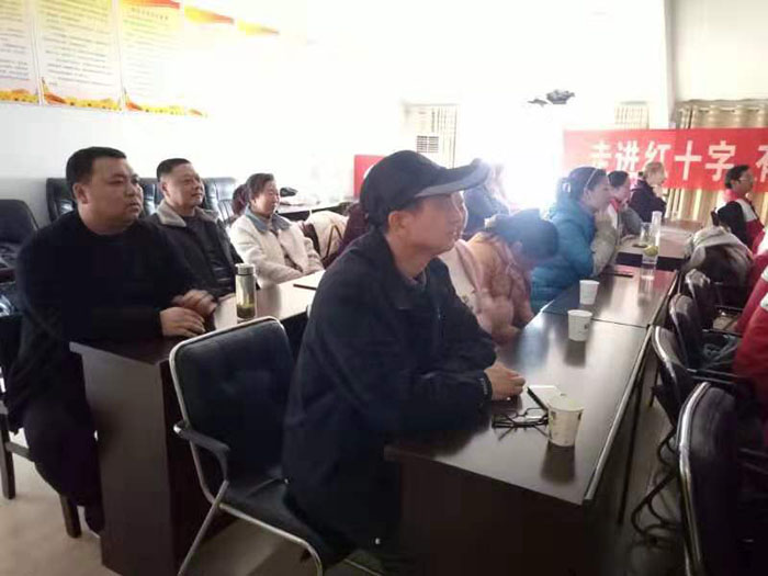 众志兴业联社指派代表参加红十字会培训班