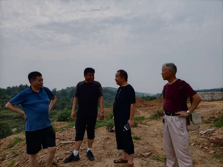 绿草地食品厂在如火如荼建设中