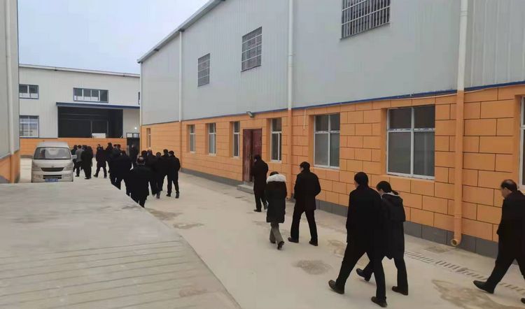 市四大家领导观摩公司建设