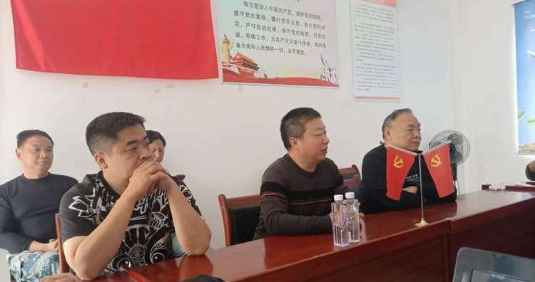 干部联群众 共筑平安路
